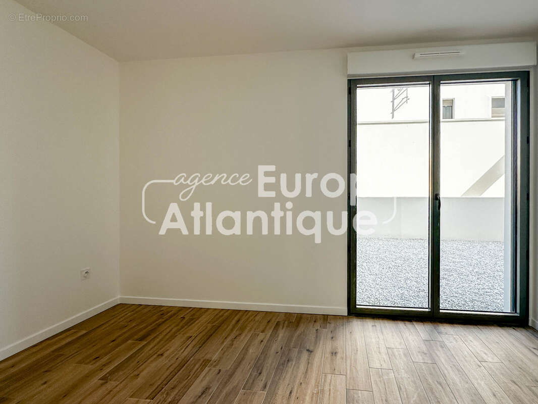 Appartement à LES MATHES