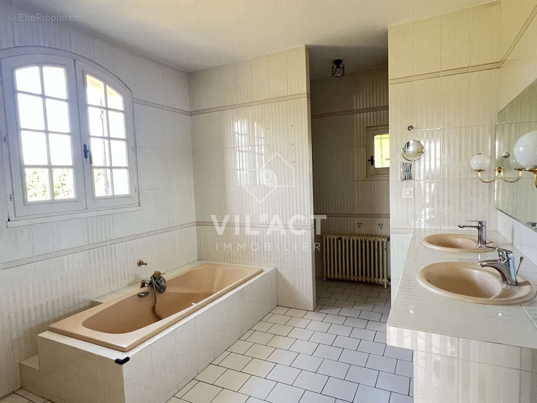 Maison à SAINTE-COLOMBE