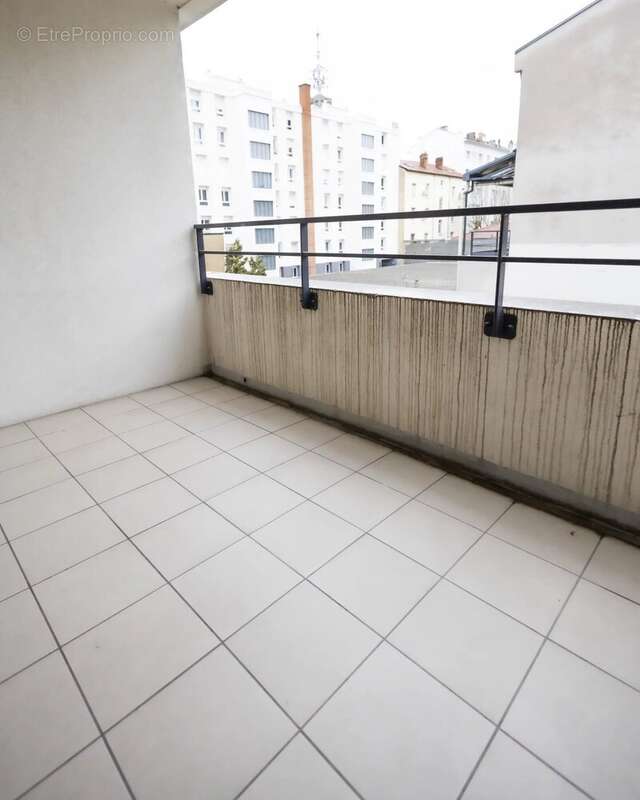 Appartement à LYON-9E