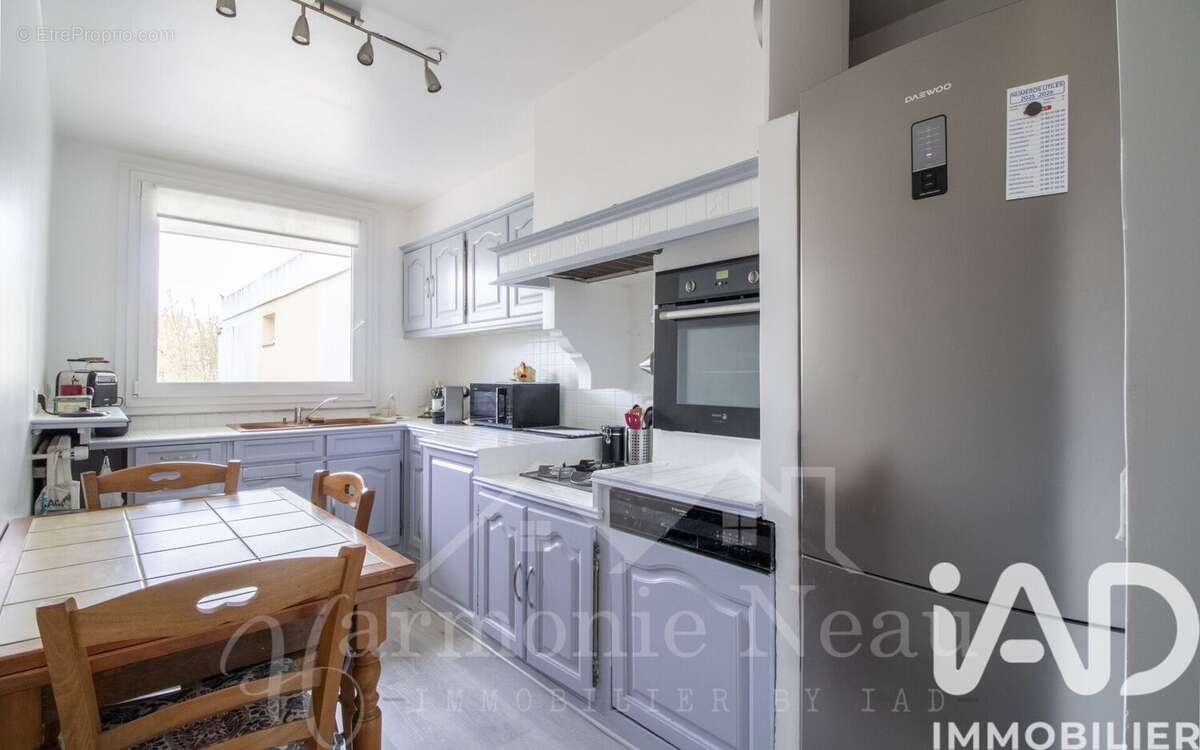 Photo 6 - Appartement à LIVRY-GARGAN