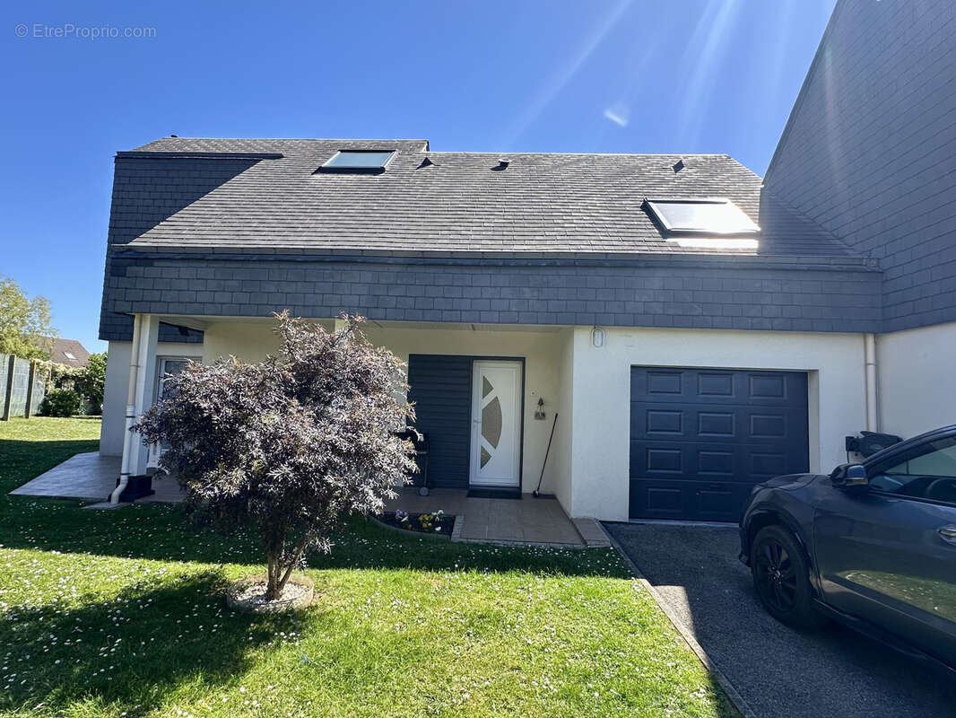 Maison à SAINT-NICOLAS-D'ALIERMONT
