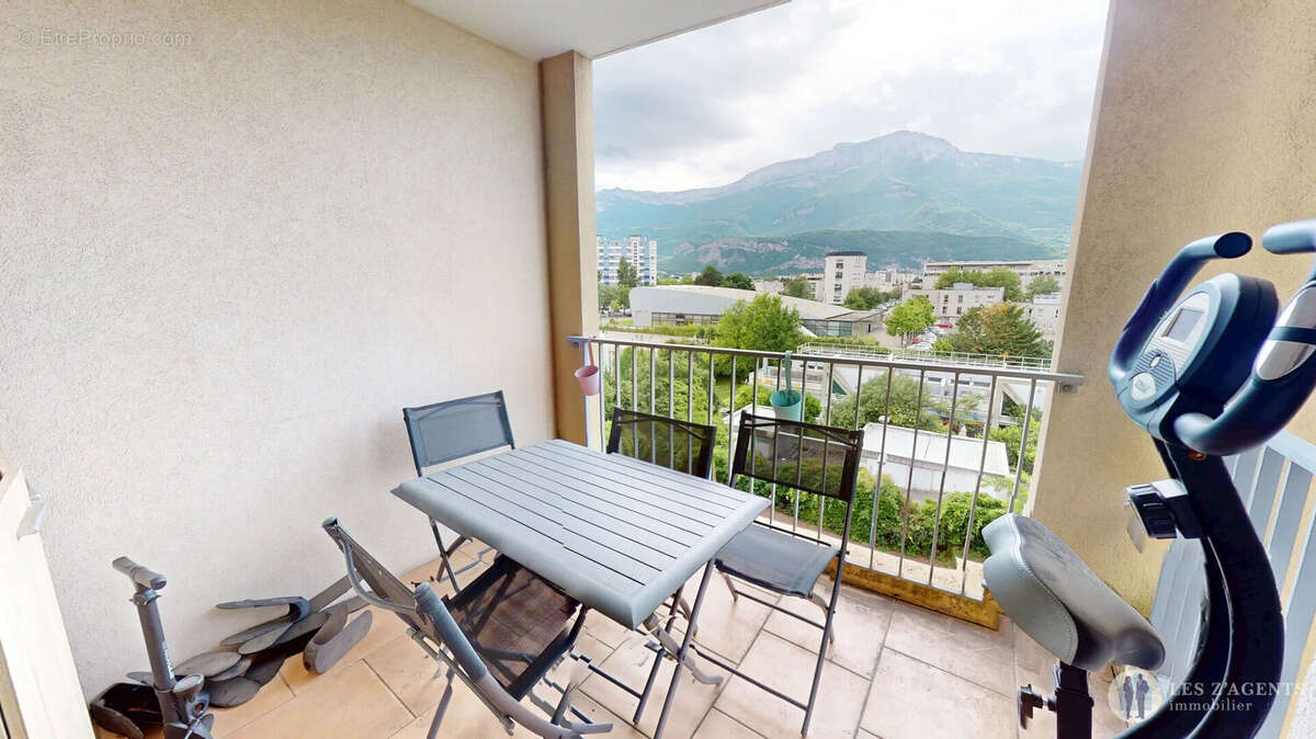 Appartement à ECHIROLLES