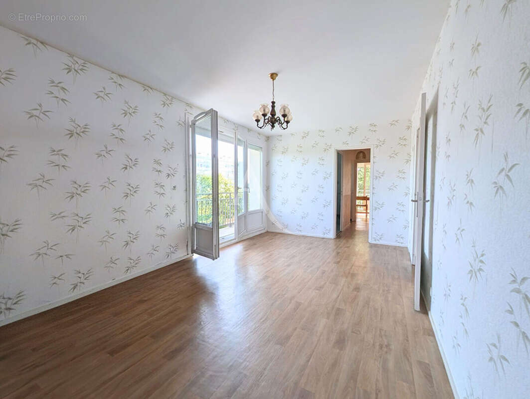 EXCLUSIVITÉ L'Adresse -  Appartement 3 pièces et stationnement - photo 2