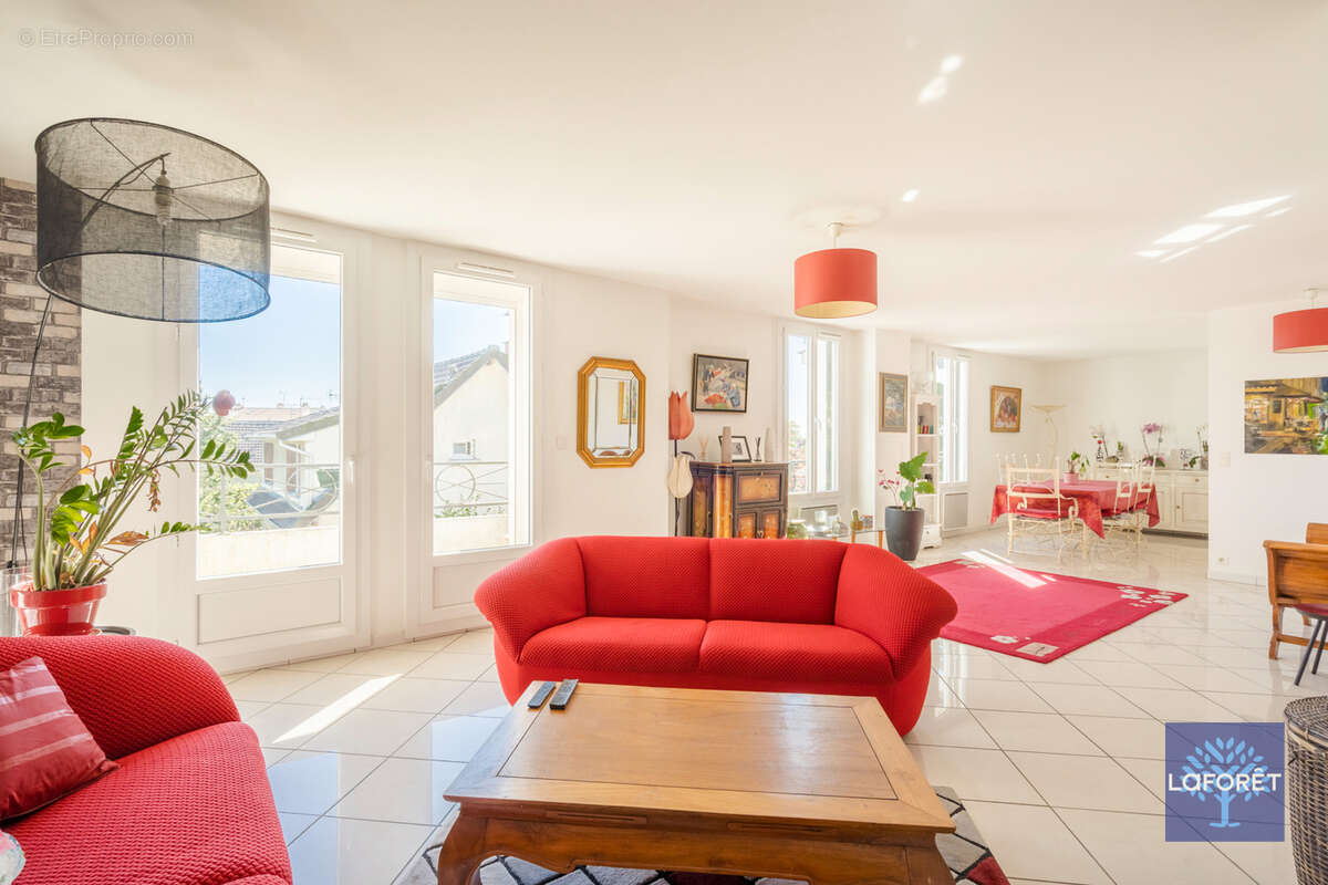 Appartement à LE RAINCY