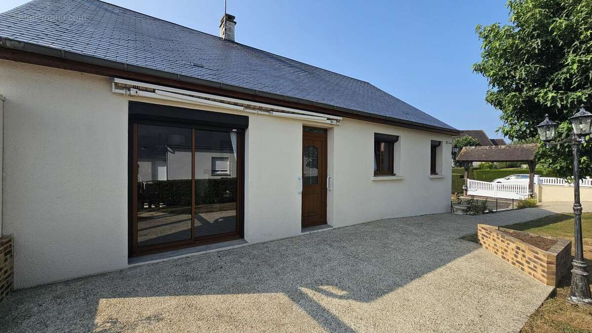 Maison 72 m² à Canisy  - photo 16