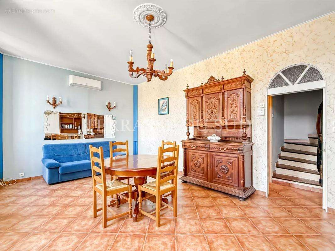 Maison à MARSEILLE-8E