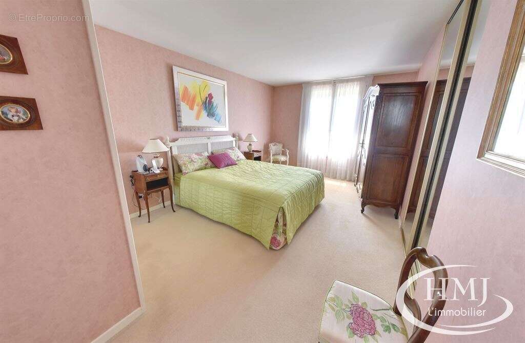 Maison 140 m² à Courcouronnes  - photo 9