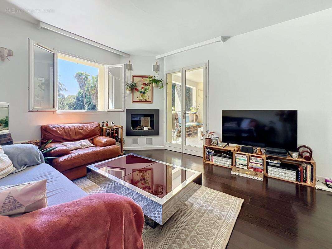Appartement à CAGNES-SUR-MER
