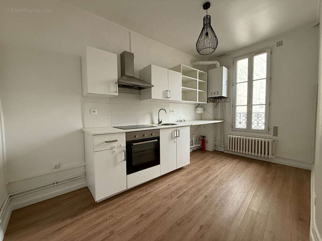 Appartement à SURESNES