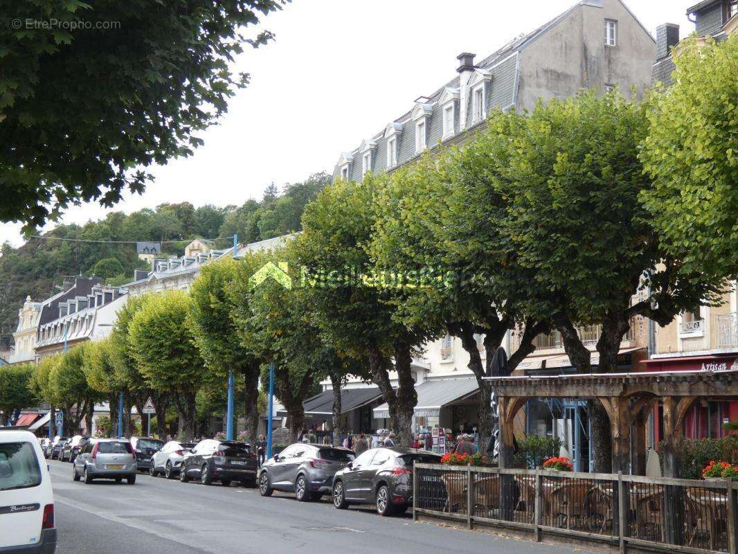 Commerce à LA BOURBOULE