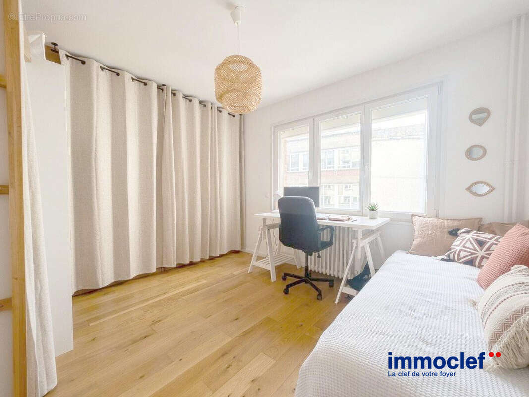 Appartement à LA MADELEINE