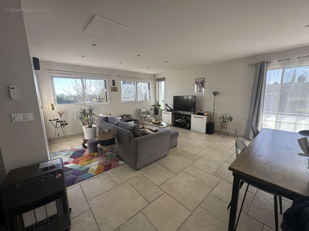 Maison à CAUX-ET-SAUZENS