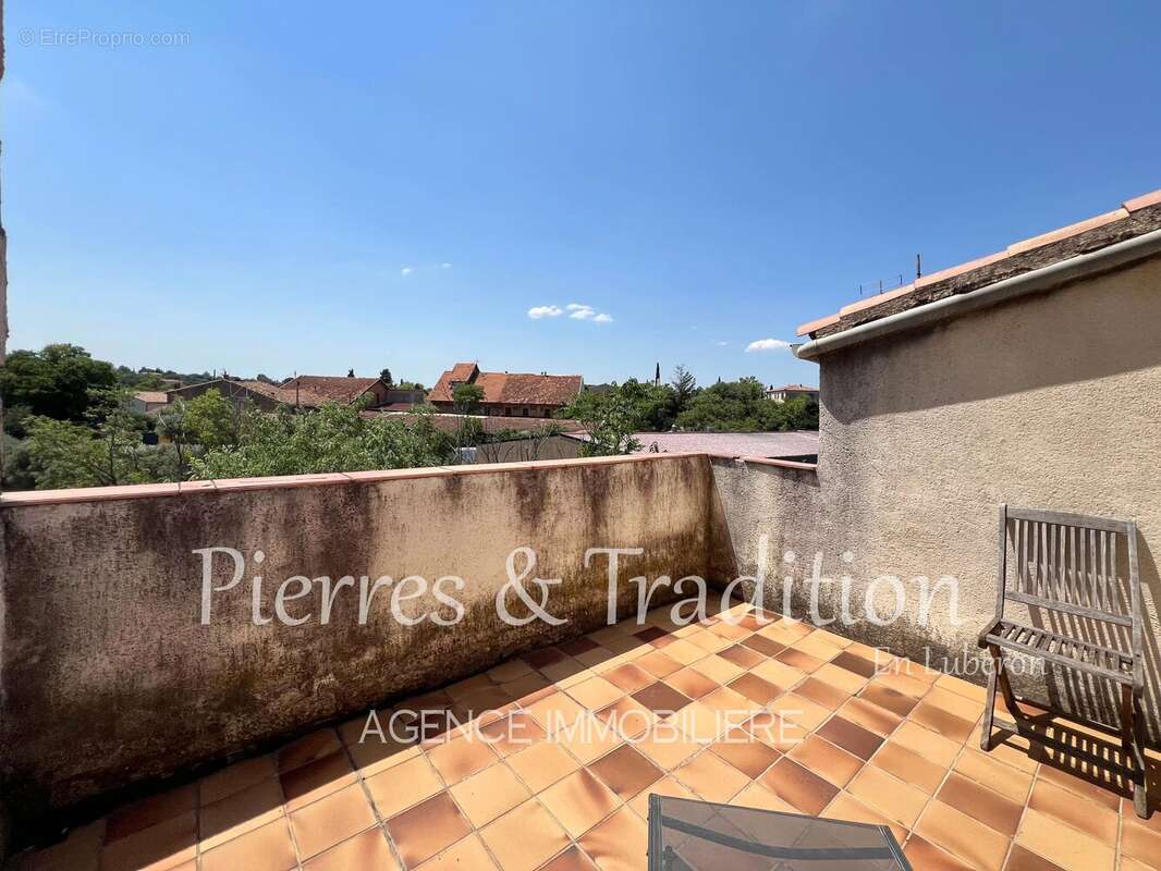 Appartement à APT