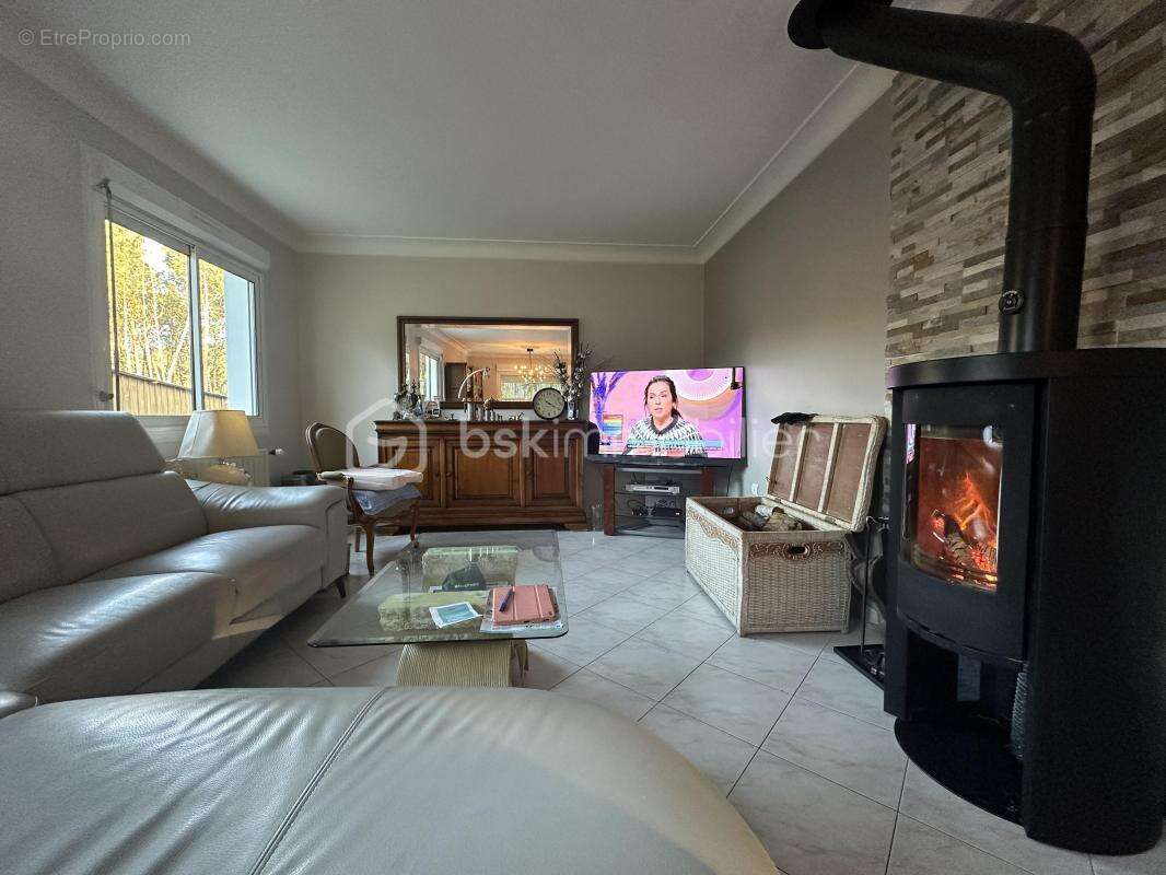 Maison à ARDENAY-SUR-MERIZE