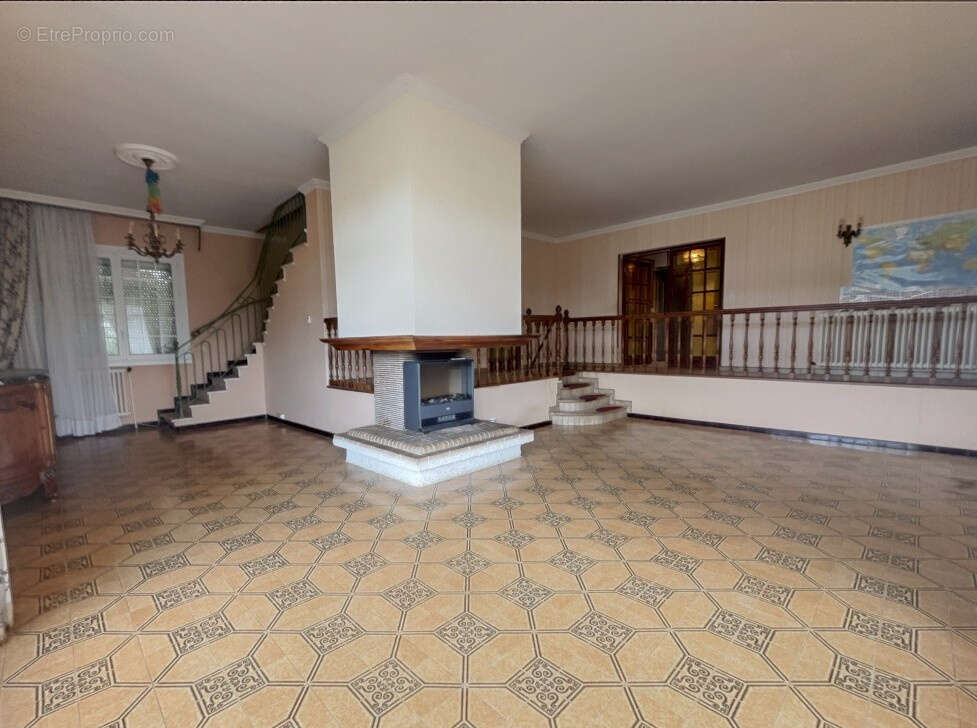 Maison à RAMONVILLE-SAINT-AGNE