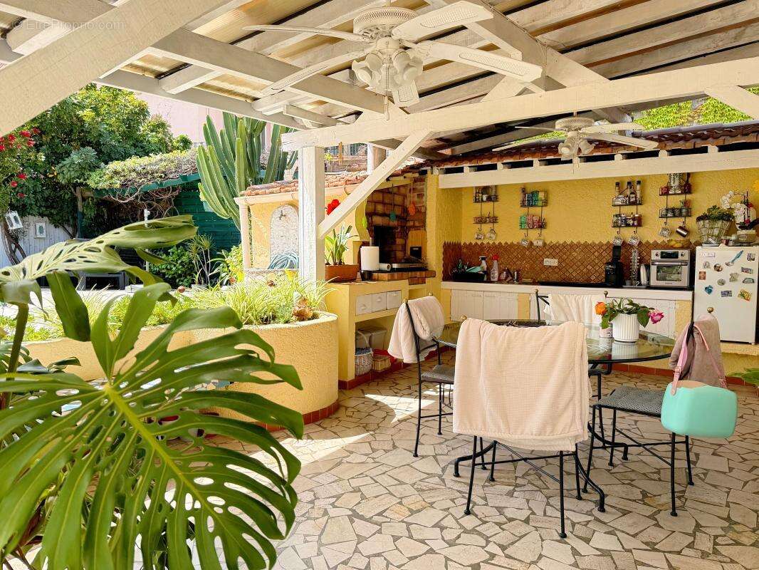 Maison de charme de 73m2, au calme absolu – Proche centre-ville de Cannes - photo 2