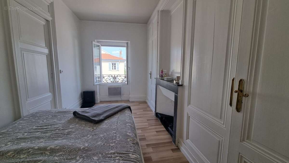Appartement à LYON-8E