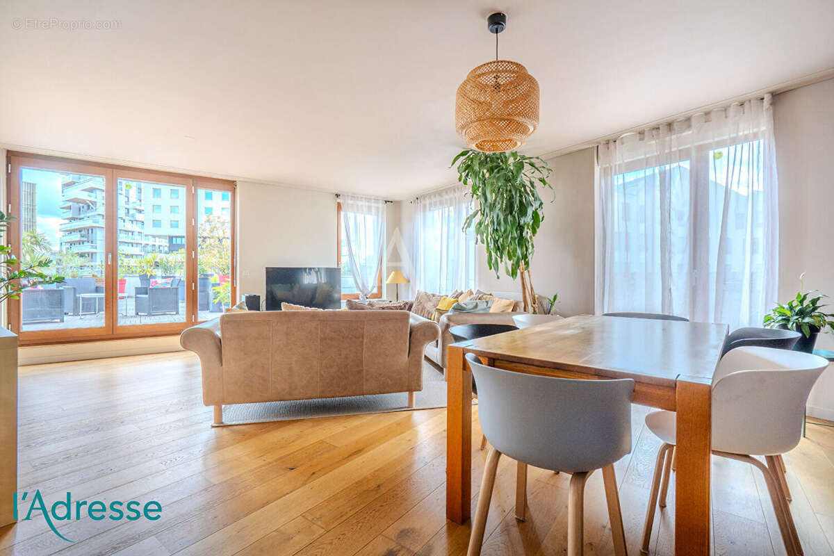 Appartement à BORDEAUX