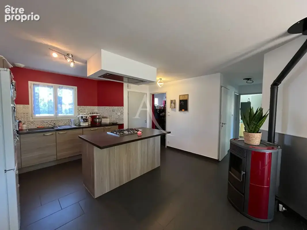 Maison Saint Julien Des Landes 4 pièces - photo 3