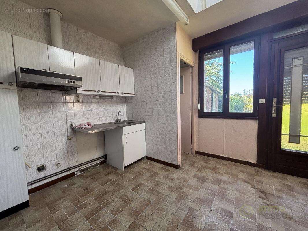 Maison 242 m² à Villers-Outreaux  - photo 10