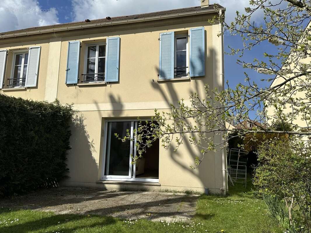 Maison à CHELLES