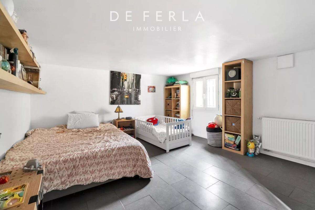 Maison à NEUILLY-SUR-MARNE