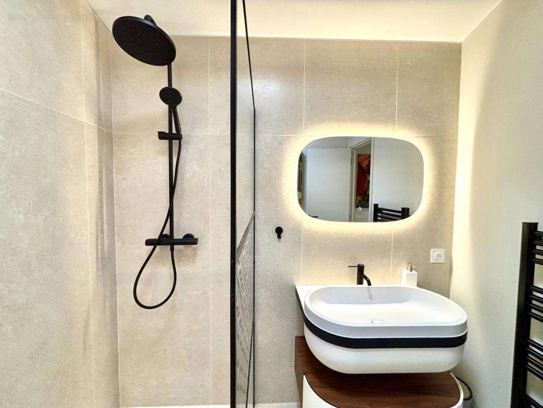 Appartement à VALBONNE