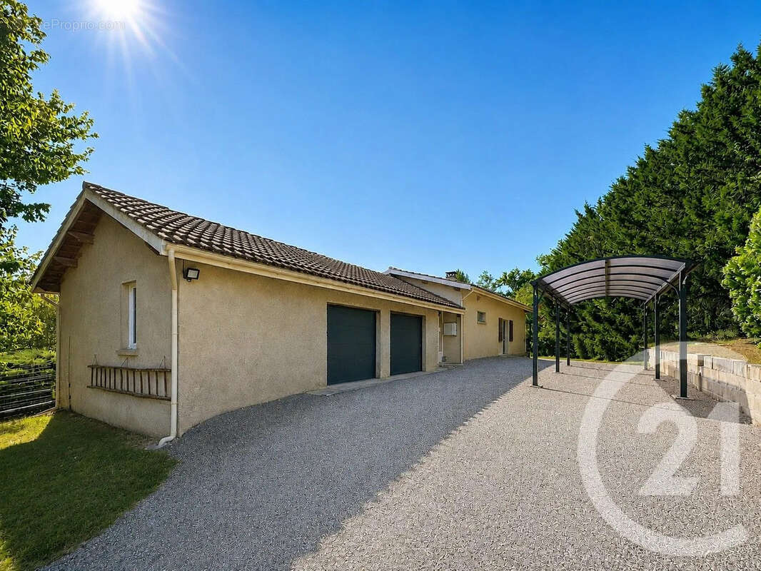 Maison 124 m² à Barran  - photo 4