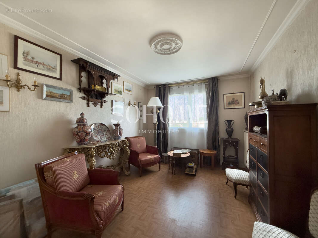Appartement t4 avec balcon et garage - av d’epernay - photo 6