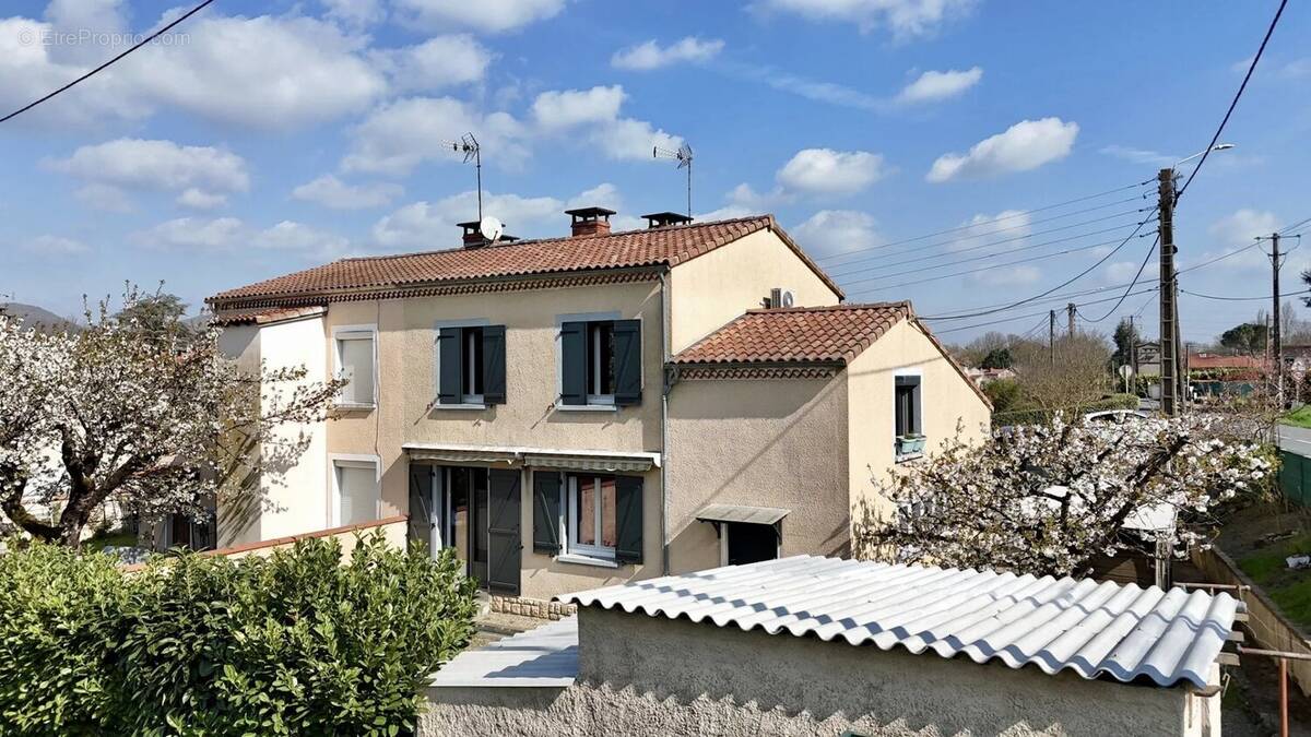 Maison à ROQUEFORT-SUR-GARONNE
