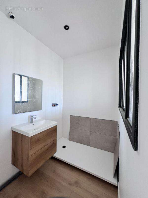 Appartement de 105 m²  avec parking et  DPE A - photo 8