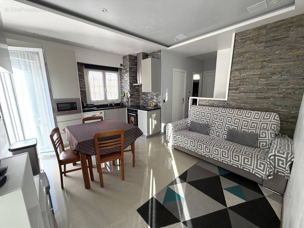 Appartement à MENTON