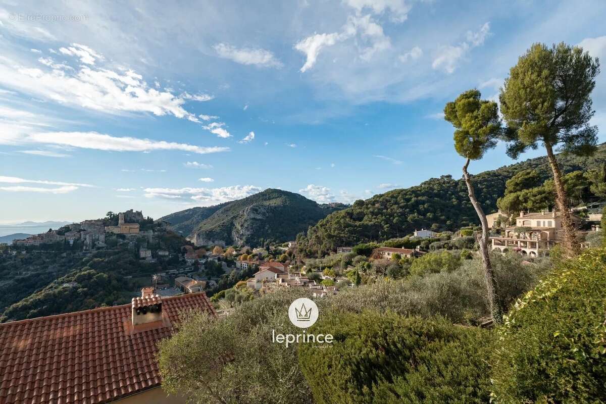 Appartement à EZE