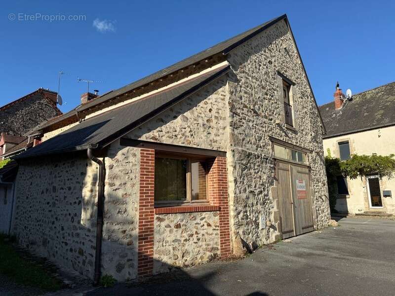 Maison à DUN-LE-PALESTEL