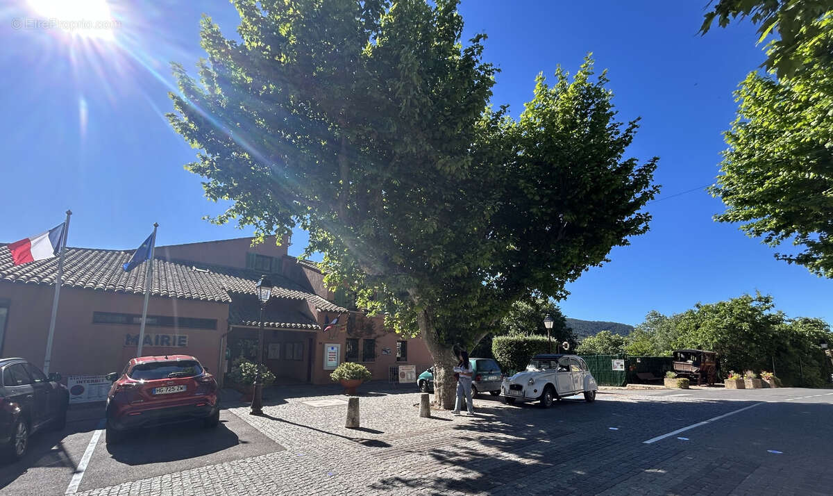 Appartement à LES ADRETS-DE-L'ESTEREL