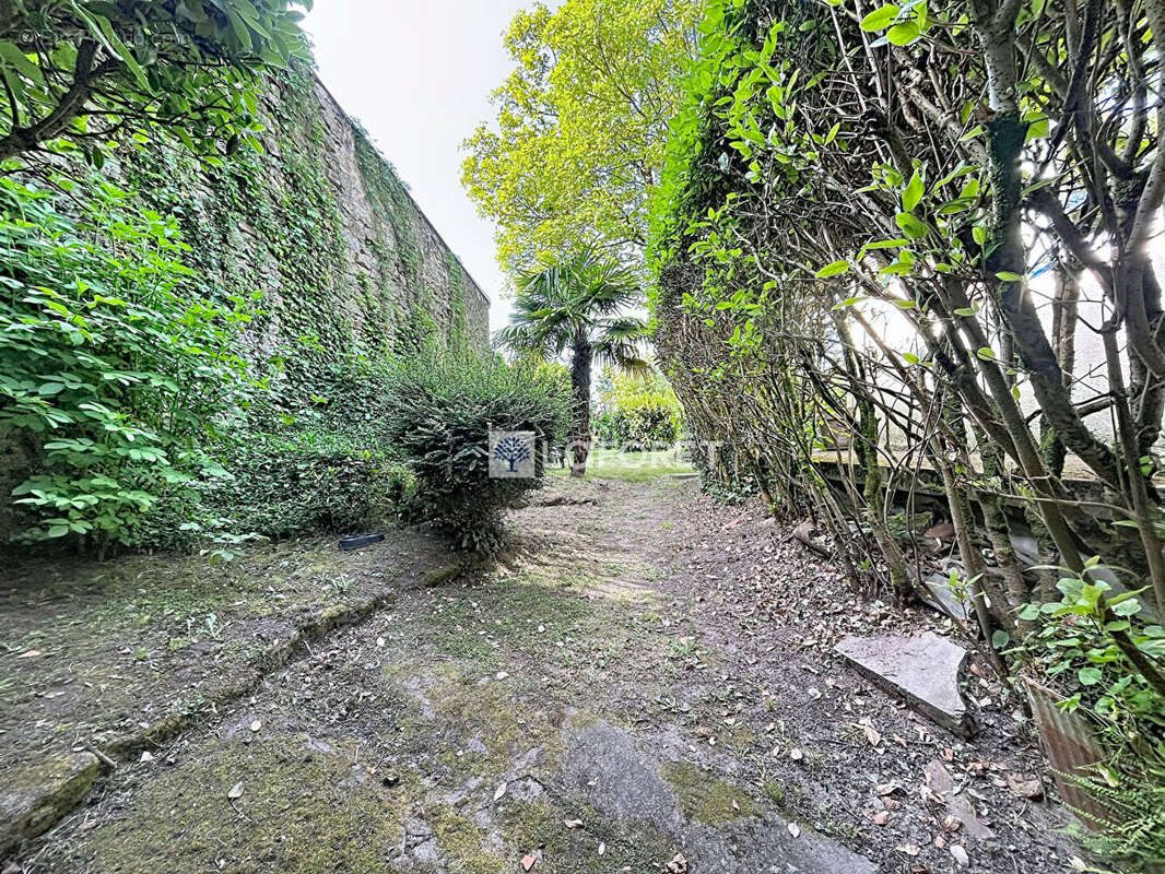 Maison à PARTHENAY