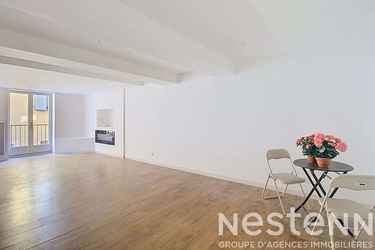 A VENDRE FLAYOSC Appartement T2 66 m² au centre-ville - photo 14