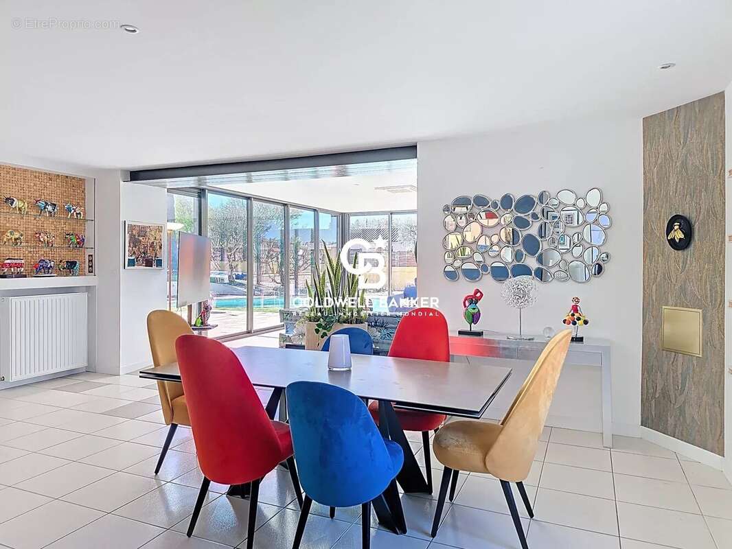 Maison à FONTENAY-LE-COMTE