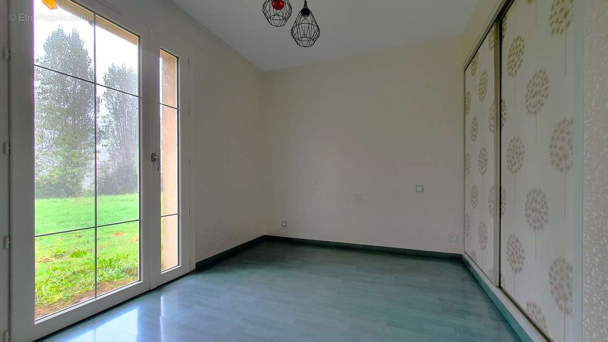 Maison à RABLAY-SUR-LAYON