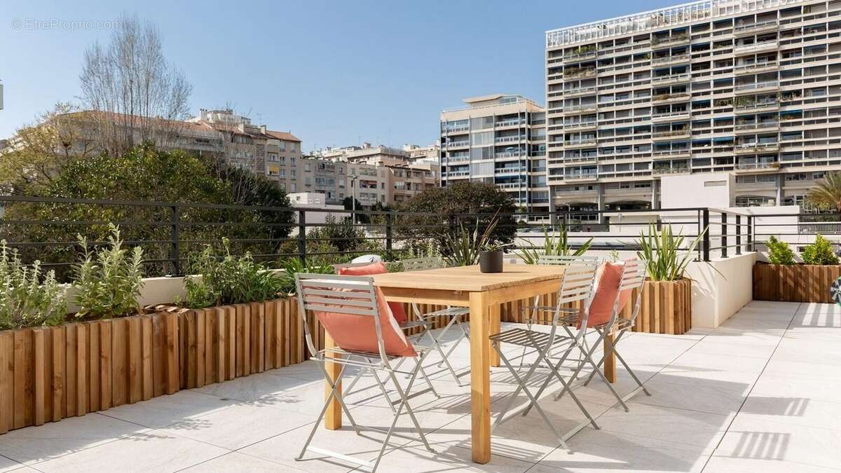 Appartement à MARSEILLE-8E