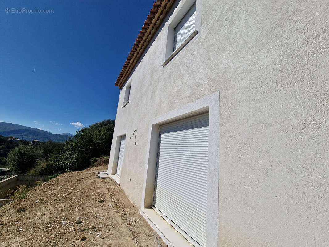 Maison à SAINT-MARTIN-DU-VAR