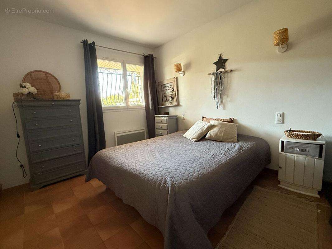 Maison à SAINT-MARTIN-DE-CRAU