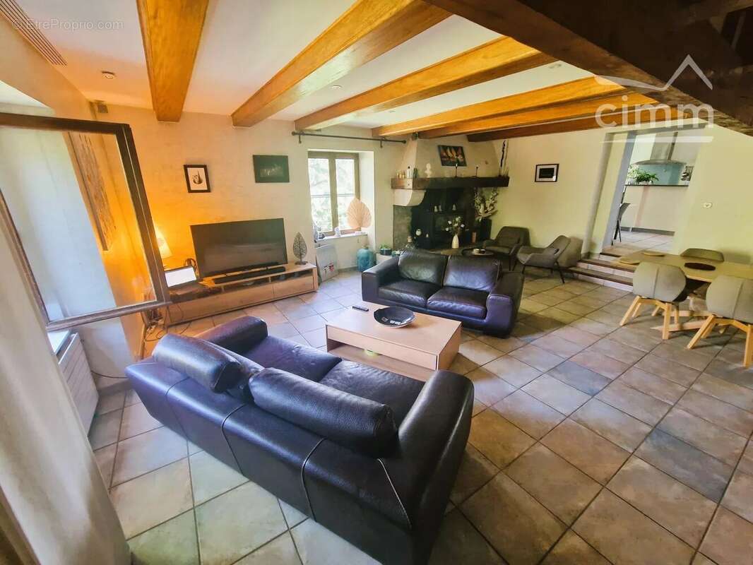 Maison à ALISSAS