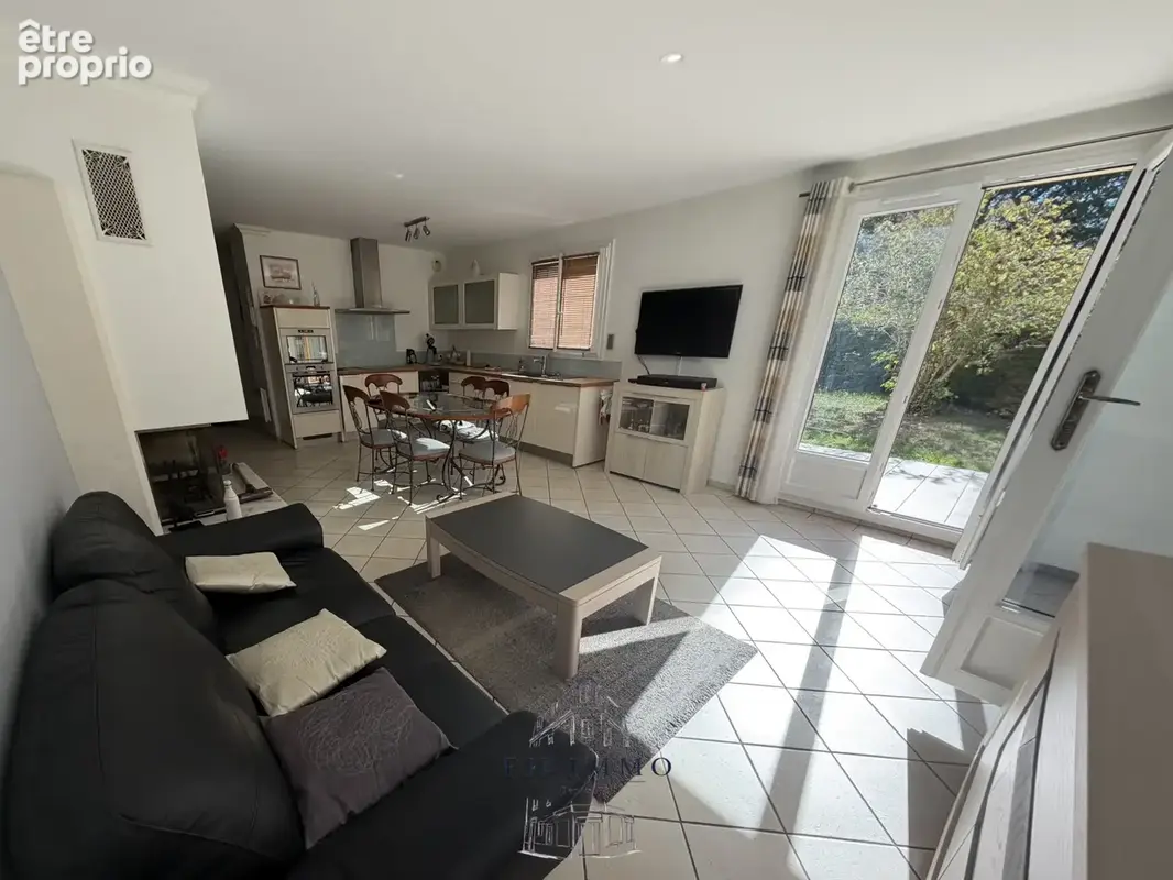 4400 - Triplex esprit maison avec jardin - photo 3