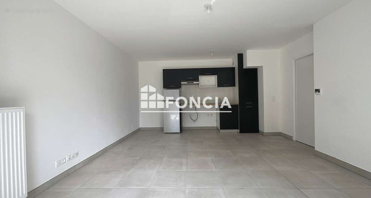 Appartement à MENNECY