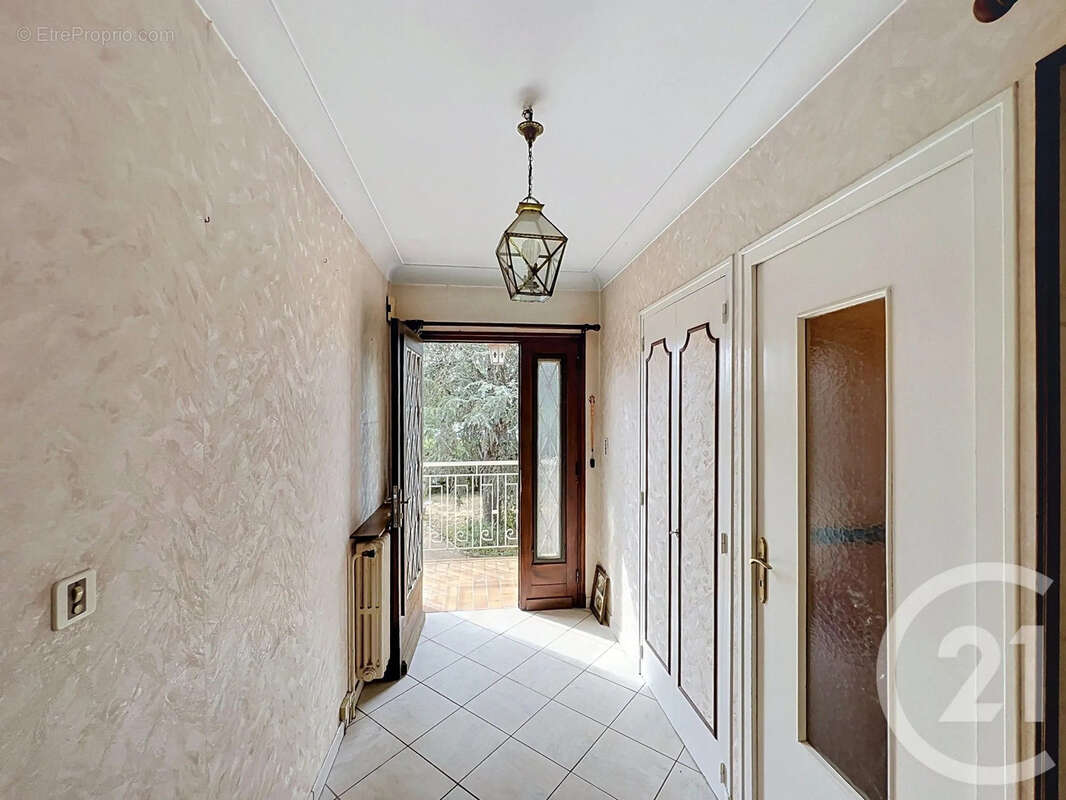 Maison 106 m² à Pavie  - photo 6
