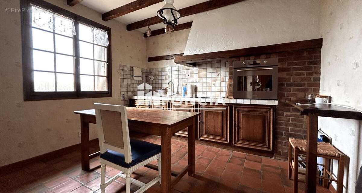 Maison à CORBEIL-ESSONNES