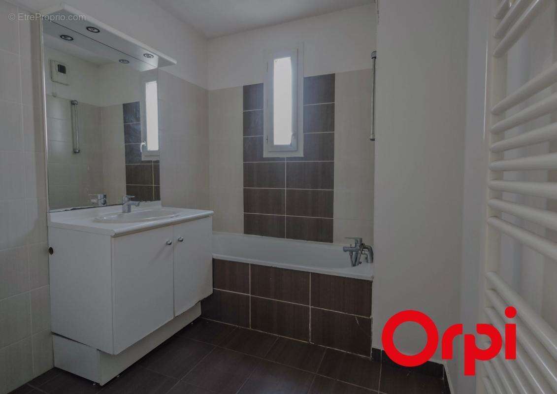 Appartement à VENISSIEUX