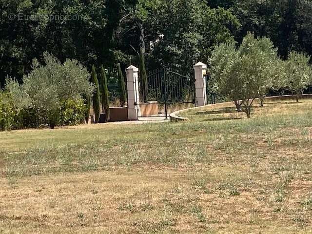 Maison à SOLLIES-PONT