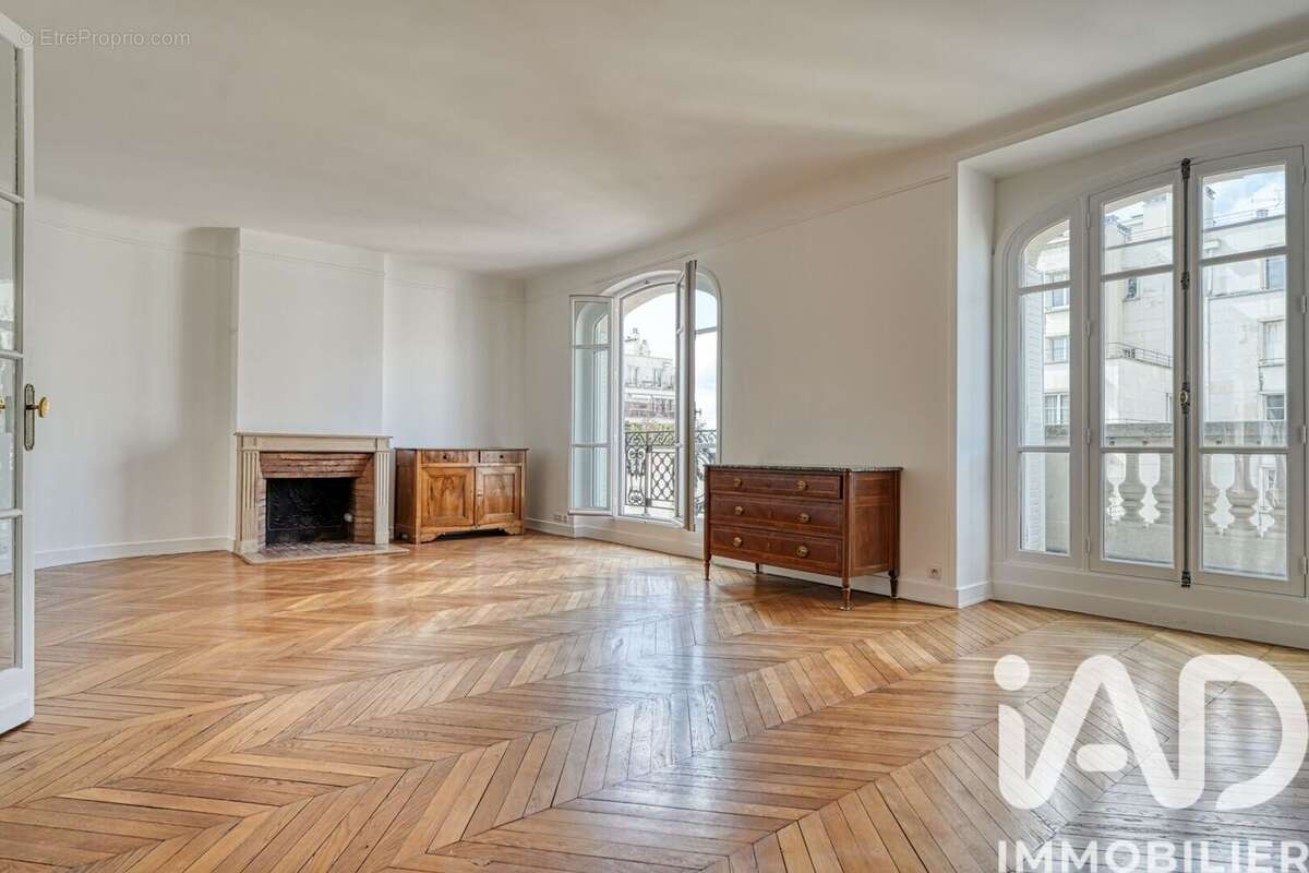 Photo 3 - Appartement à PARIS-17E